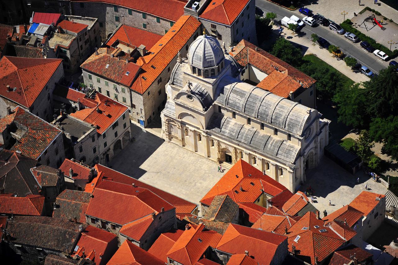 Bellevue Superior City Hotel Šibenik Esterno foto