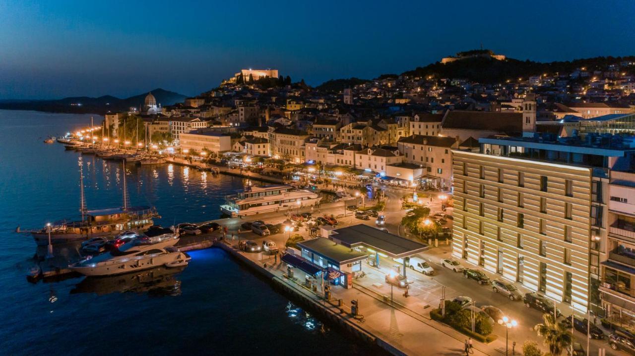 Bellevue Superior City Hotel Šibenik Esterno foto