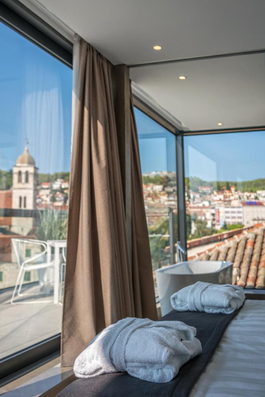 Bellevue Superior City Hotel Šibenik Esterno foto