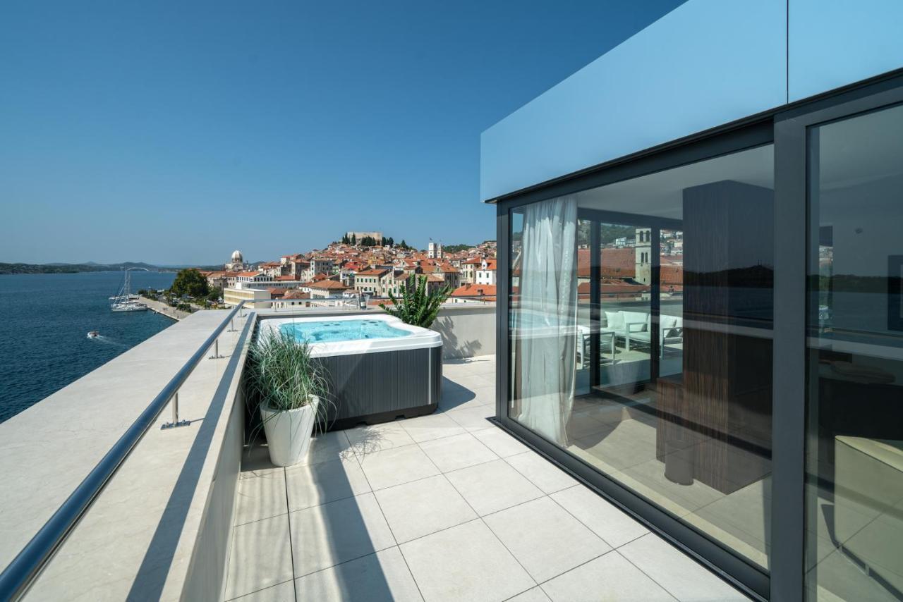 Bellevue Superior City Hotel Šibenik Esterno foto